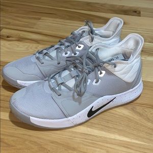 Paul George 3 grey men’s size 11